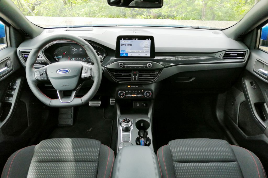 FORD FOCUS HB ST-LINE 1.5 EcoBlue 120 HP AT