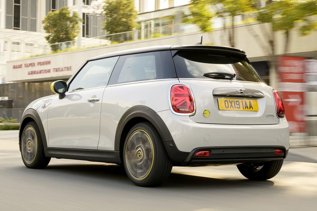 Mini Cooper SE 2