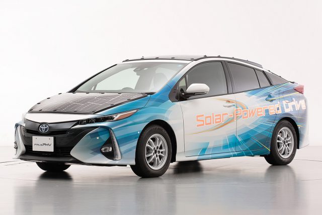 Toyota Prius PHEV