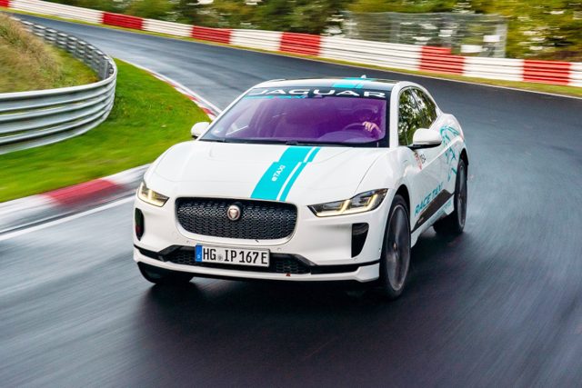 Jaguar_I_PACE_RACE_eTAXI