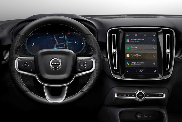 Volvo_XC40_infotainment_system