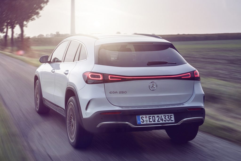 Yeni Mercedes-Benz EQA_2