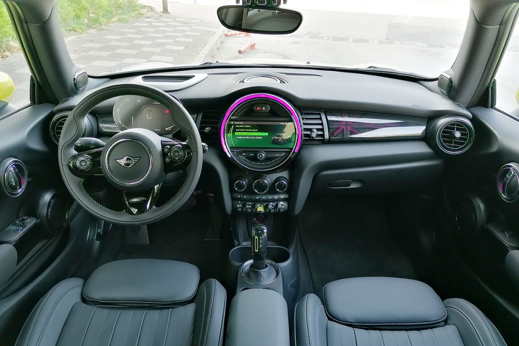 Mini Cooper SE_3