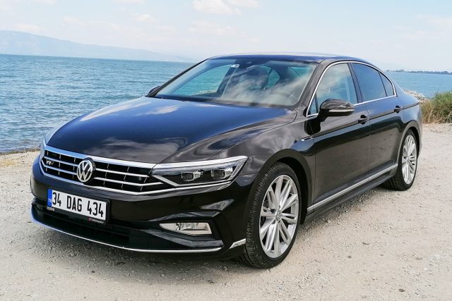VW Passat 1.5 TSI ACT DSG R-Line