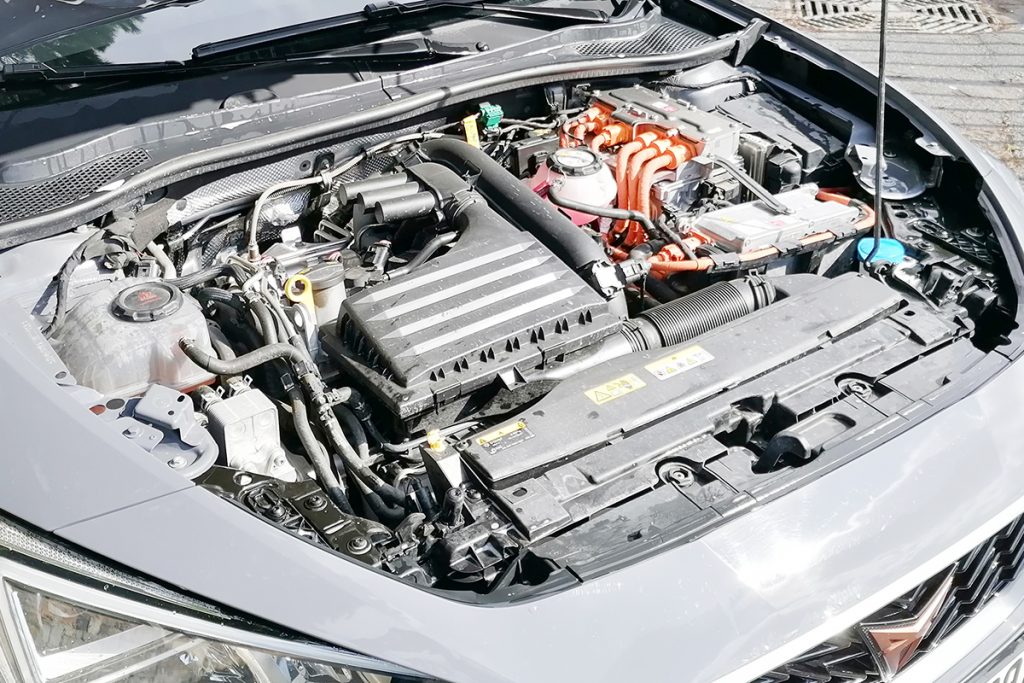 CUPRA LEON 1.4 eHYBRID 245 HP DSG_4