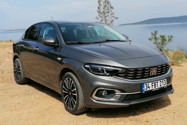 FIAT EGEA SEDAN 1.6 MULTIJET II 130 HP DCT FIAT EGEA SEDAN 1.6 MULTIJET II 130 HP DCT