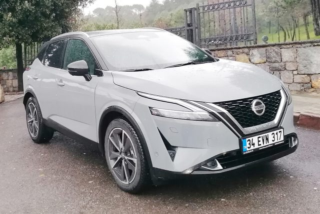 NISSAN QASHQAI 1.3 DIG-T 158PS X-TRONIC CVT