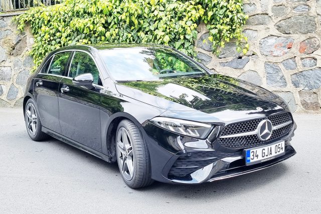 Mercedes-Benz A 200 Hatchback FL AMG Mercedes-Benz A 200 Hatchback FL AMG