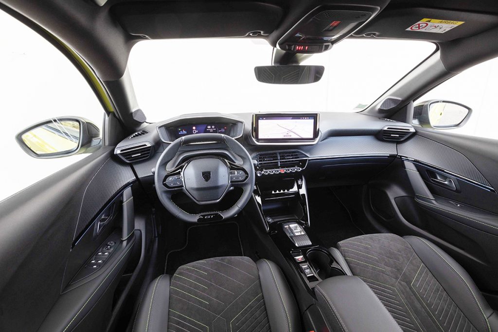 Yeni Peugeot E-208-3