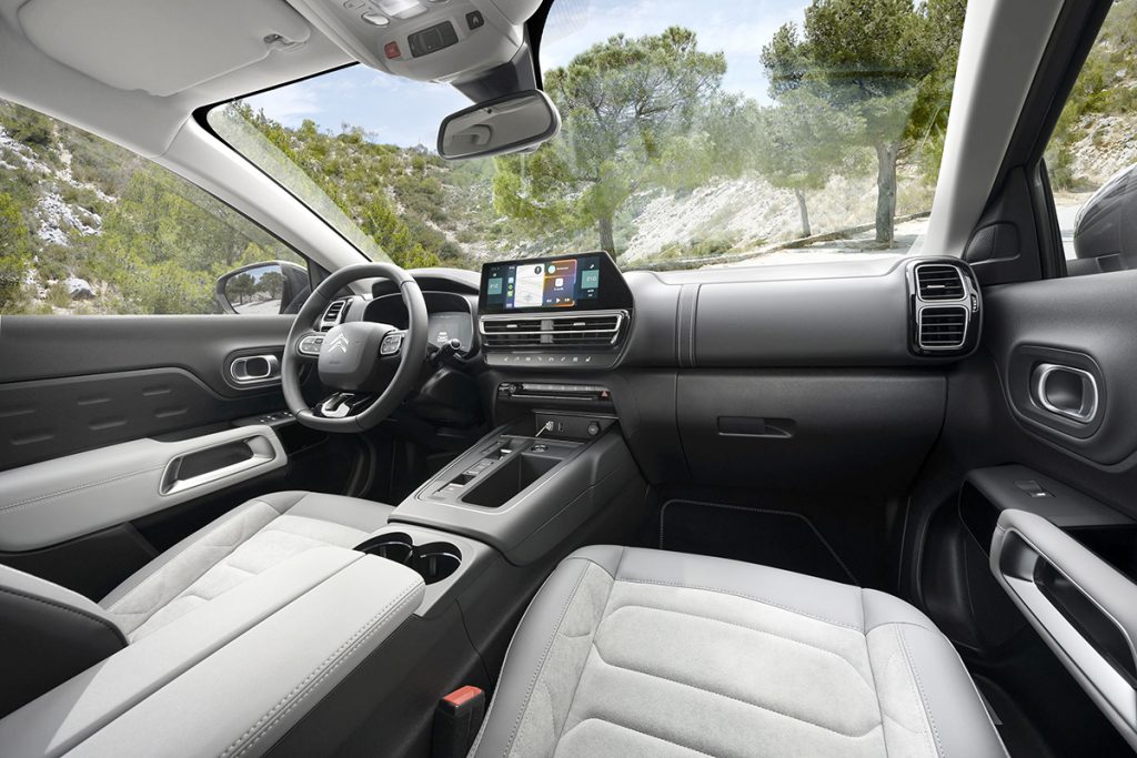 Citroen C5 Aircross Hybrid 136_3