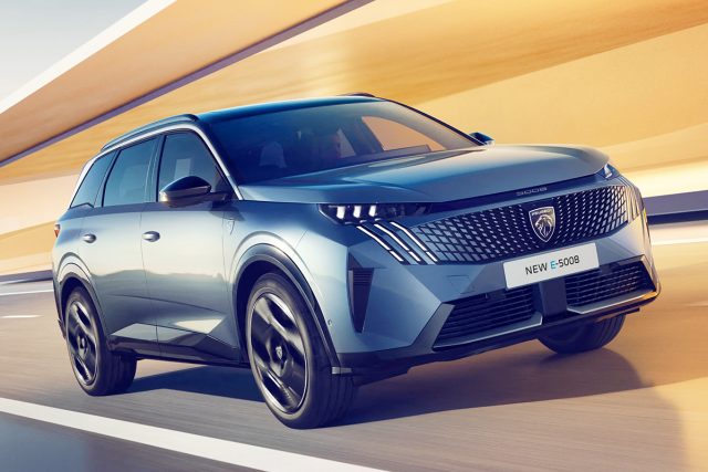 Yeni Peugeot E-5008