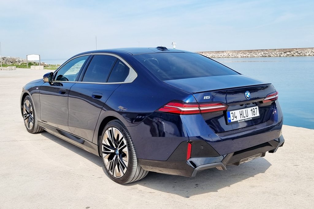 BMW i5 eDrive40 Sedan_2