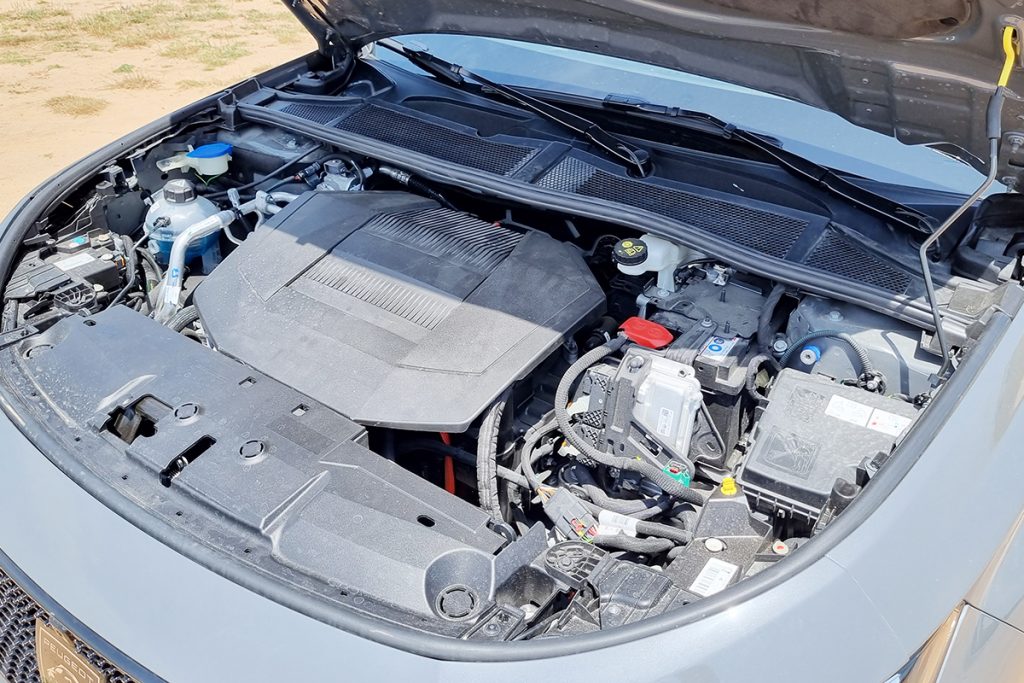 Peugeot E-308 GT_4