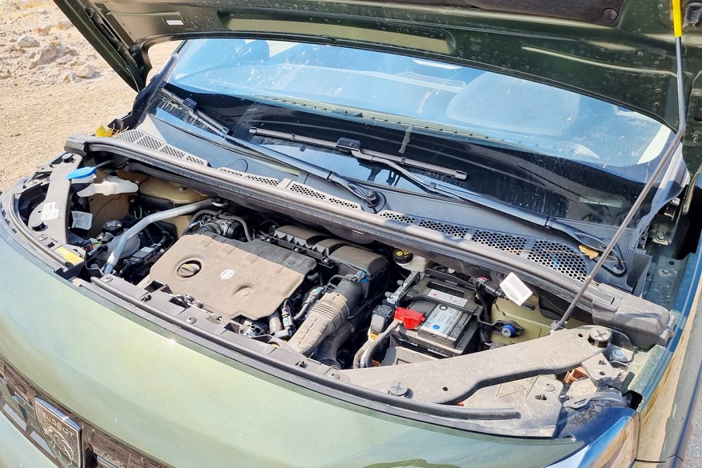 Peugeot Rifter GT 1.5 BlueHDI 130 HP EAT8_4