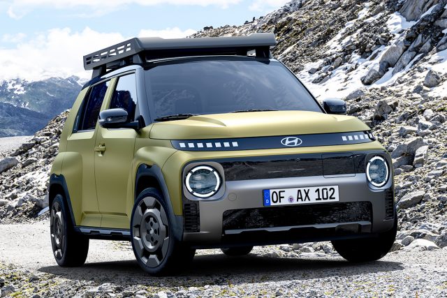 Hyundai INSTER Cross