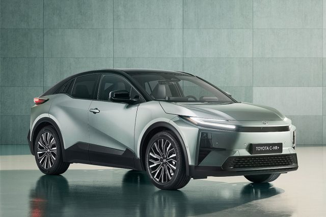 2025 TOYOTA C-HR+