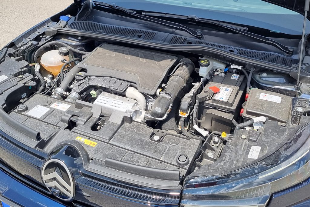 Citroen C4 X 1.2 PureTech 130 HP_4