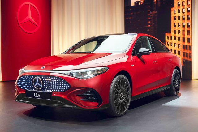 Yeni Mercedes-Benz CLA