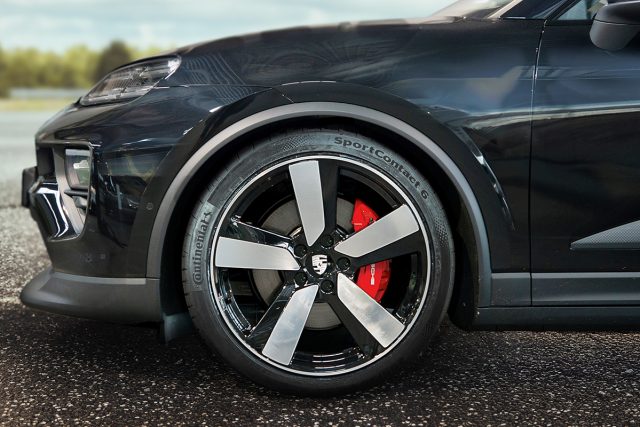 Continental Porsche Macan Continental Porsche Macan