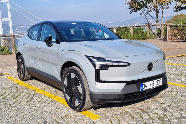 Volvo EX30 Elektrik