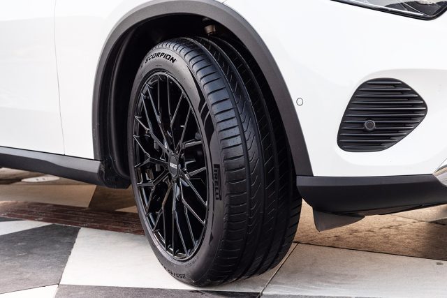Pirelli Scorpion