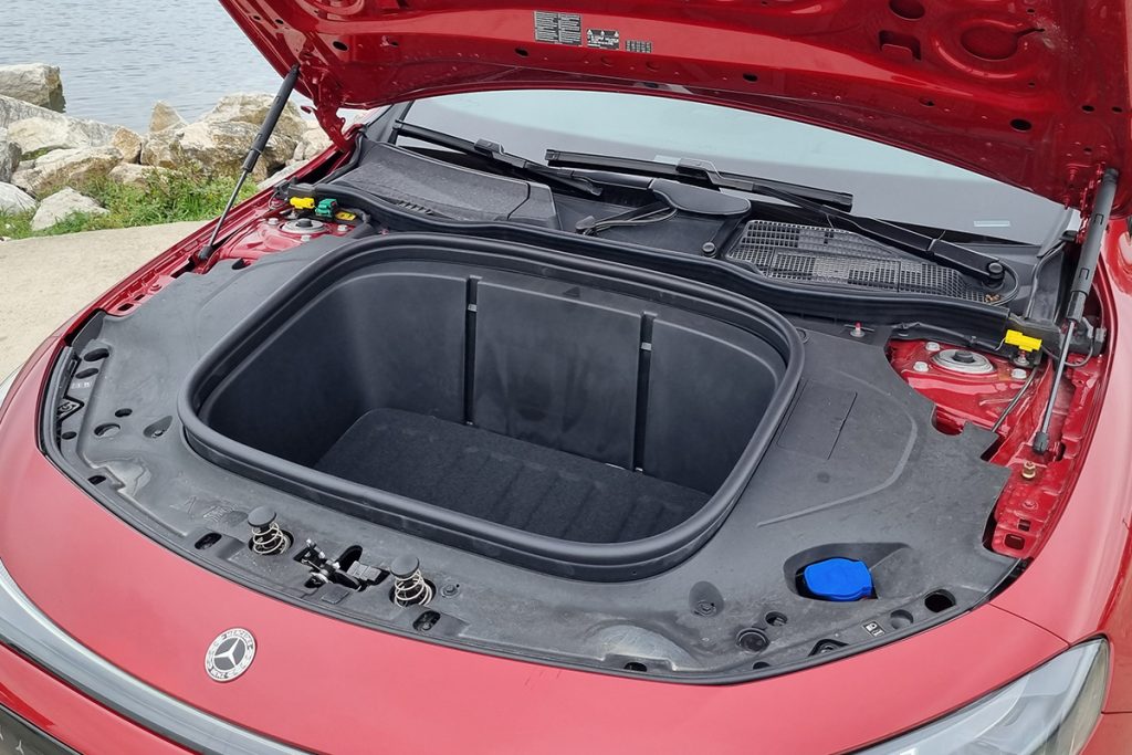 Mercedes-Benz CLA 350 4Matic_4