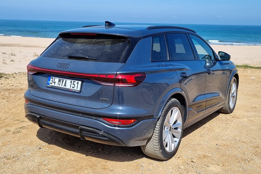 Audi Q6 SUV e-tron Quattro_2