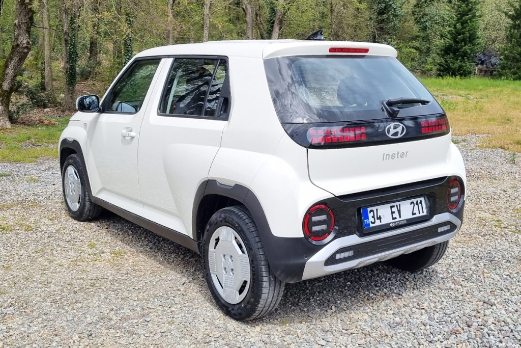 Hyundai Inster Dynamic 71.1 kW_2