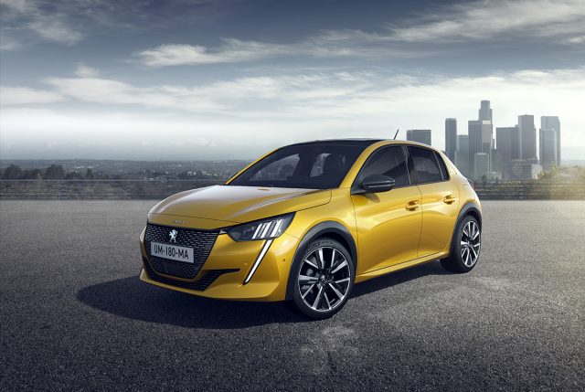 Yeni Peugeot 208