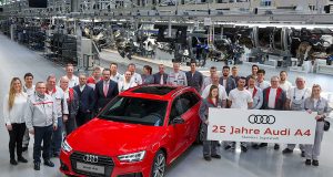 Audi_A4_25_Yil