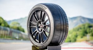 Pirelli P Zero Trofeo RS