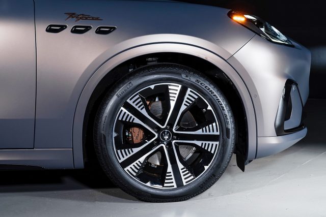 Pirelli Scorpion MS Pirelli Scorpion MS
