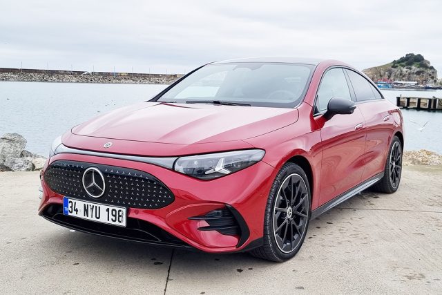 Mercedes-Benz CLA 350 4Matic