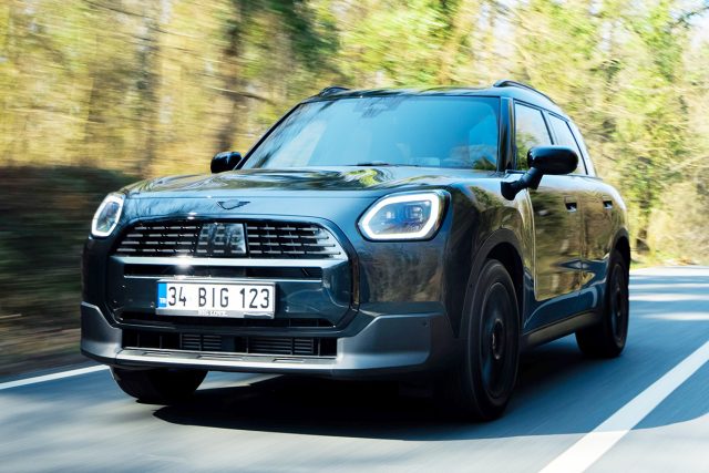MINI Countryman Dark Edition