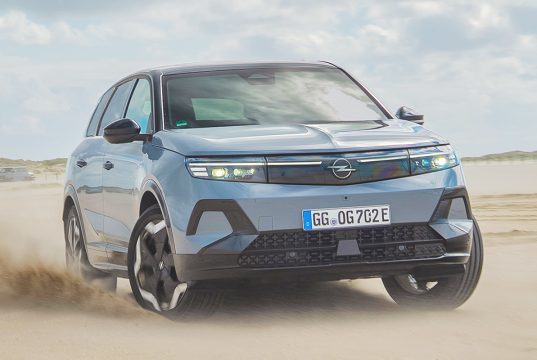 Opel Grandland Elektrik AWD