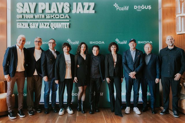 Say Plays Jazz