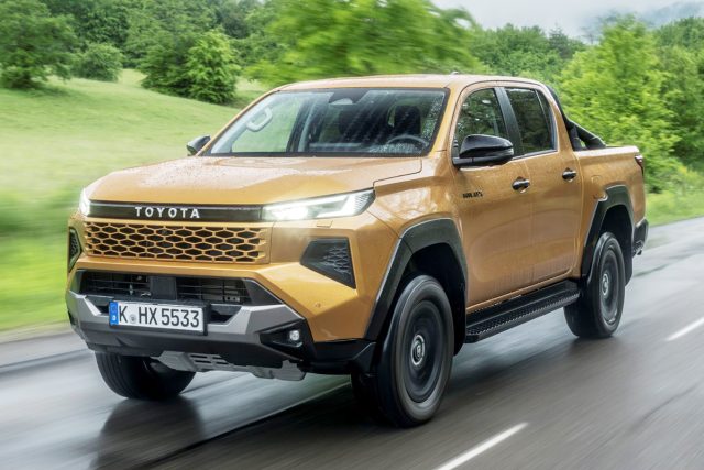 Toyota Hilux Hybrid 48V